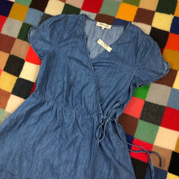 ❗️SOLD❗️ indigo dyed denim chambray wrap dress🌻 - Picture 6 of 9